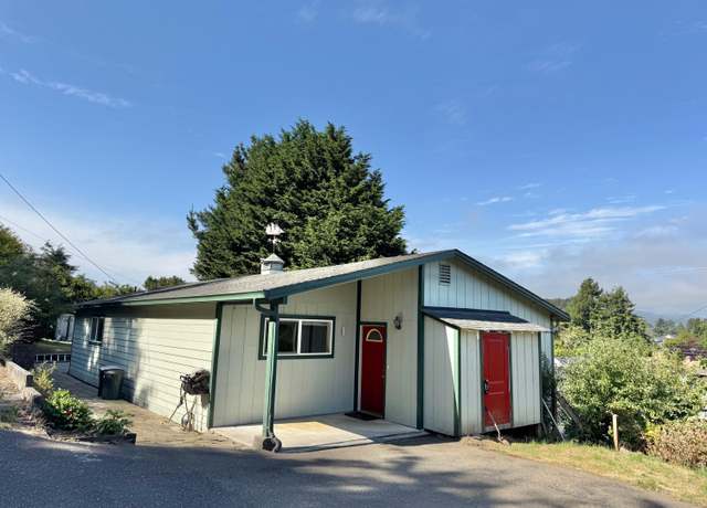 Property at 1632 Neleen Dr, Fortuna, CA 95540, 2 beds, 2 baths