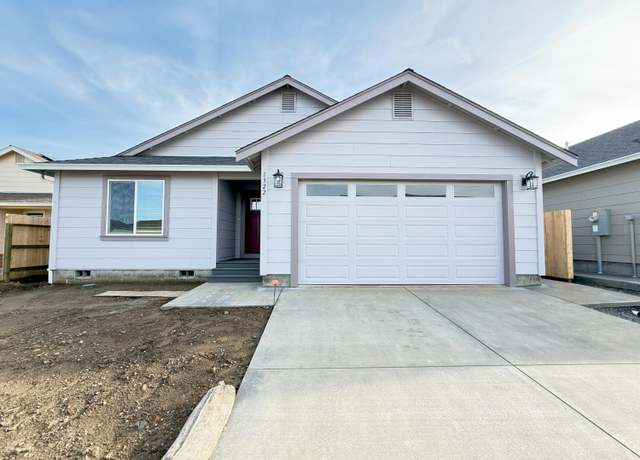Property at 1322 Washington Ct, Mckinleyville, CA 95519, 3 beds, 2 baths