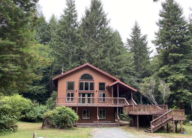 Property at 658 Old Wagon Rd, Trinidad, CA 95570, 5 beds, 2 baths