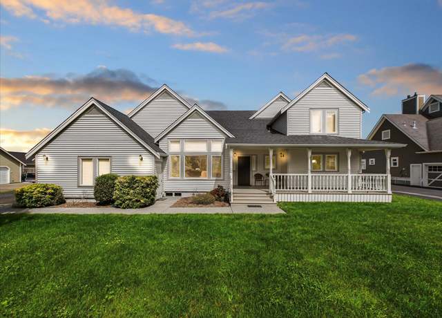 Property at 306 Lincoln Ave, Ferndale, CA 95536, 3 beds, 2 baths