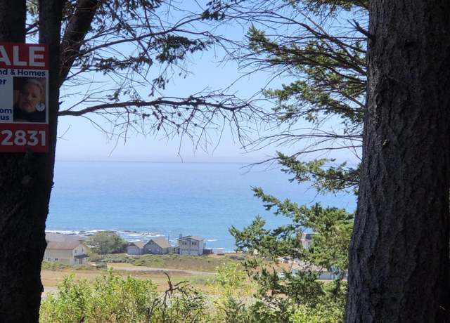 Property at 36 Bambi Dr, Shelter Cove, CA 95589