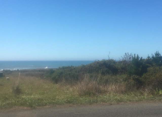 Property at 6 Coral Pt, Shelter Cove, CA 95589