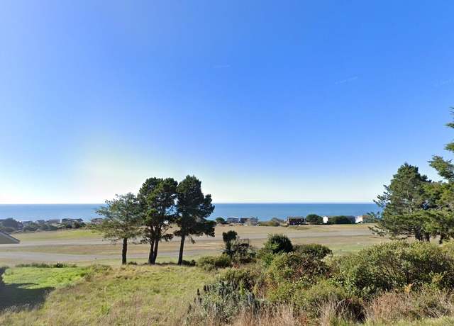 Property at 1368 Upper Pacific Rd, Whitethorn, CA 95589