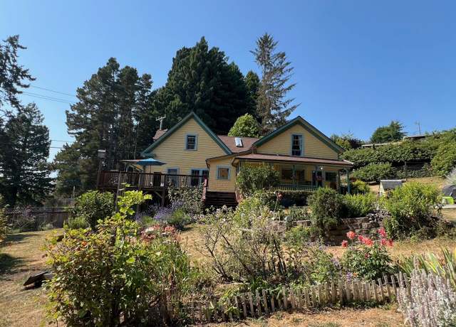 Property at 1440 Union St, Arcata, CA 95521, 5 beds, 2 baths