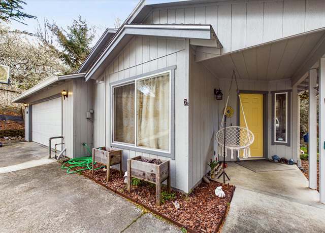 Property at 296 & 298 Artino St, Eureka, CA 95503, 3 beds, 2 baths