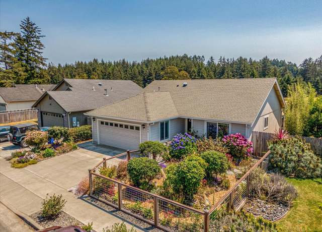 Property at 1690 Hideaway Ct, Mckinleyville, CA 95519, 3 beds, 2 baths