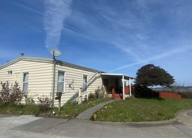 Property at 5311 Robertson Way, Eureka, CA 95503, 2 beds, 2 baths