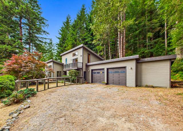 Property at 2828 Buttermilk Ln, Arcata, CA 95521, 3 beds, 2 baths