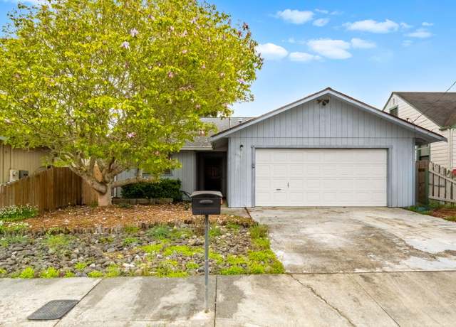 Property at 1479 Vernon St, Eureka, CA 95501, 3 beds, 2 baths