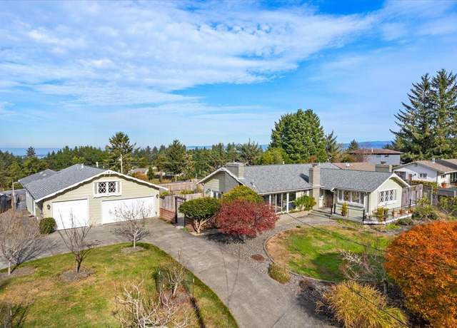 Property at 2654 Skyline Dr, Eureka, CA 95503, 3 beds, 2 baths