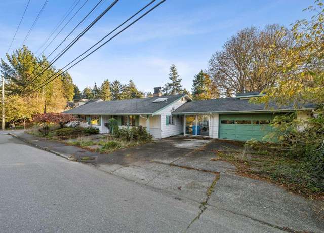 Property at 1430 Buhne St, Eureka, CA 95501, 3 beds, 2 baths