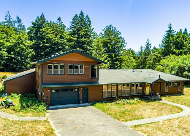 Property at 595 Riverside Park Rd, Carlotta, CA 95528, 3 beds, 3 baths