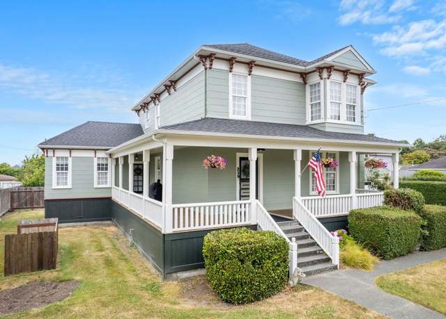 Property at 239 Ocean Ave, Ferndale, CA 95536, 4 beds, 2 baths