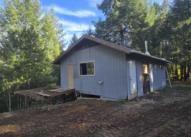 Property at 2126 China Creek Rd, Redway, CA 95560, 1 bed, 1 bath