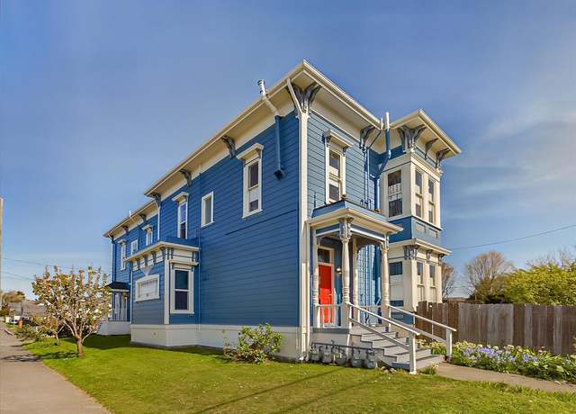 Property at 1403 E St, Eureka, CA 95501, 3 beds, 3 baths