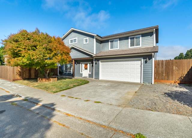 Property at 4034 Kestrel St, Fortuna, CA 95540, 3 beds, 2 baths