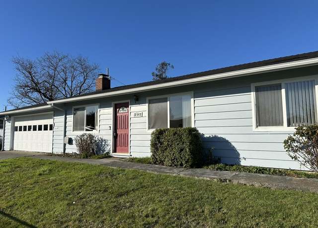 Property at 2142 Lewis Ave, Arcata, CA 95521, 3 beds, 2 baths