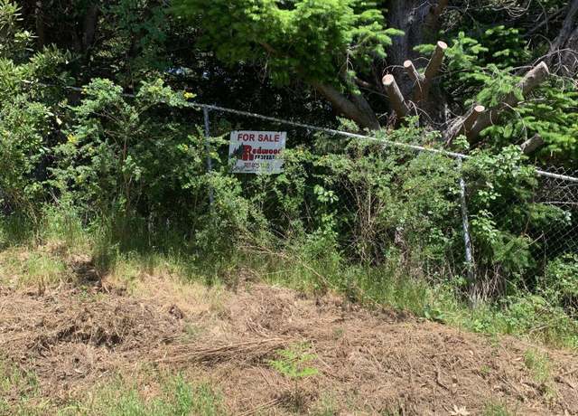 Property at 230 Cougar Rd, Shelter Cove, CA 95589