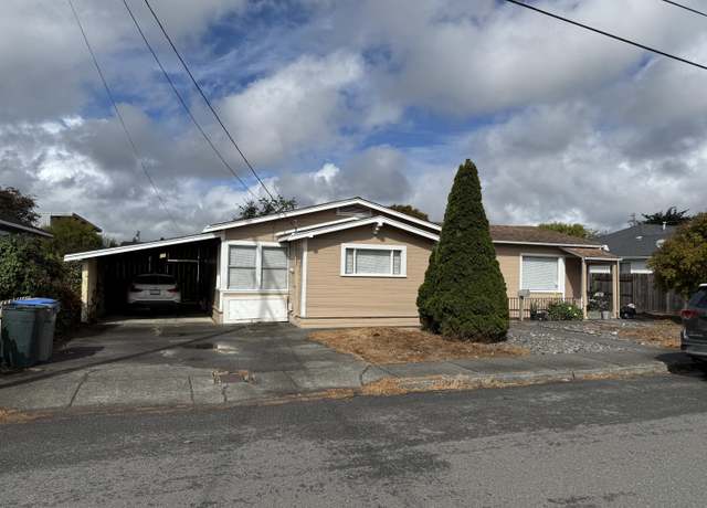 Property at 446 Spring St, Fortuna, CA 95540, 3 beds, 1 bath