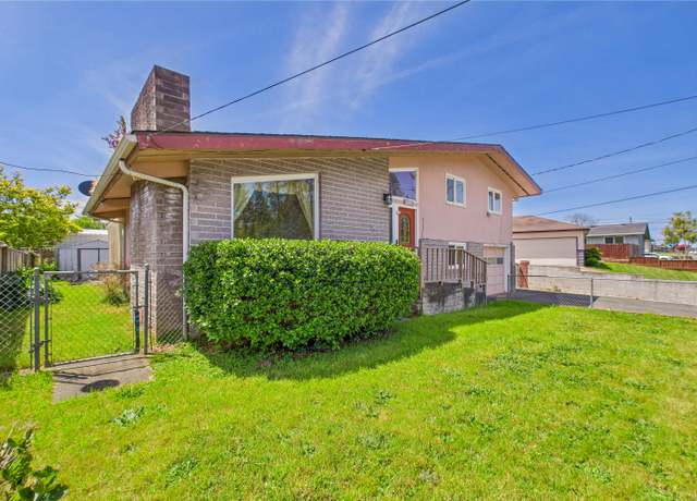 Property at 670 Eureka St, Eureka, CA 95503, 4 beds, 2 baths