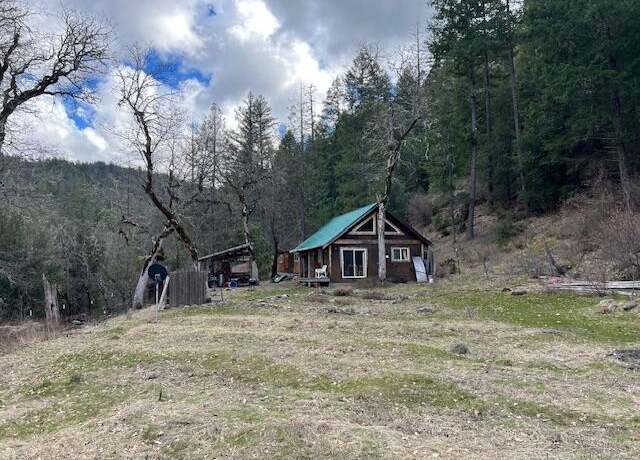 Property at 8980 Reading Creek Rd, Douglas City, CA 96024, 1 bed