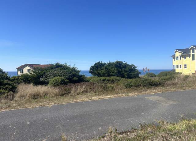 Property at 81 Neptune Dr, Shelter Cove, CA 95589