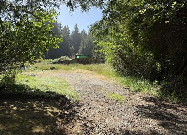 Property at 110 Pinnacle Ln, Fieldbrook, CA 95519