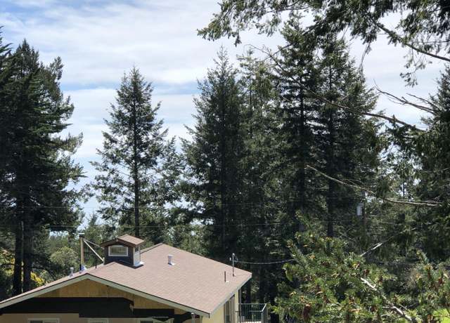 Property at 30 Fir Ct, Shelter Cove, CA 95589
