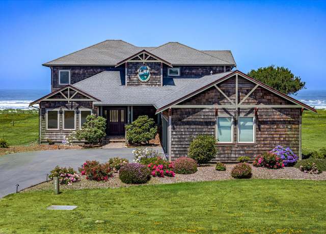 Property at 3032 Sand Pointe Dr, Mckinleyville, CA 95519, 3 beds, 3 baths