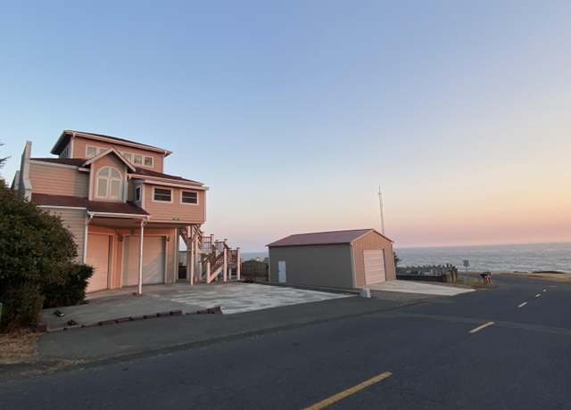 Property at 142 Lower Pacific Dr, Shelter Cove, CA 95589, 2 beds, 2 baths