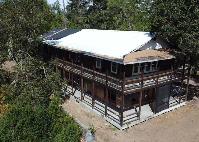 Property at 216 Mckenzie Ln, Redway, CA 95560, 3 beds, 2 baths