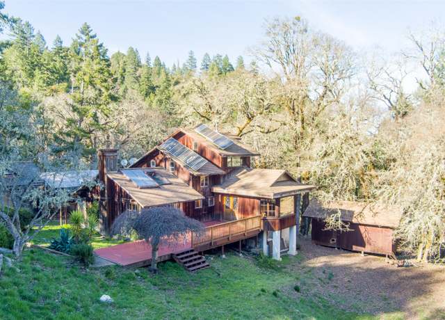 Property at 13 Perry Meadow Ln, Redway, CA 95560, 3 beds, 1 bath