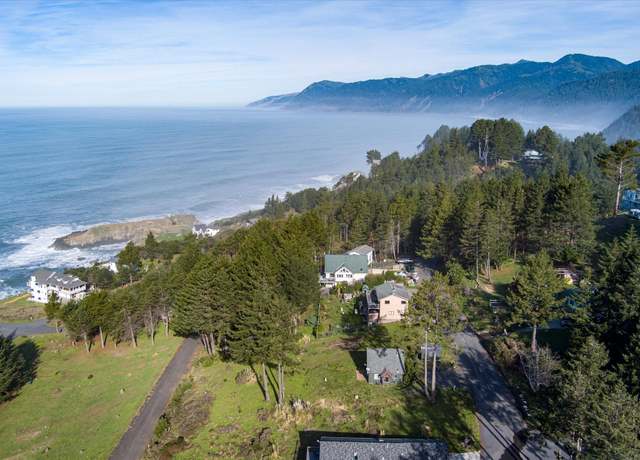 Property at 825 Upper Pacific Dr, Whitethorn, CA 95589