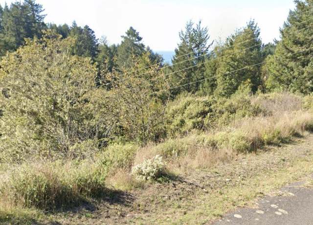 Property at 146 Spring Rd Rd, Shelter Cove, CA 95589