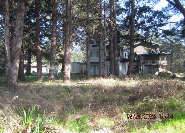 Property at 14 Seaview Pt, Shelter Cove, CA 95589