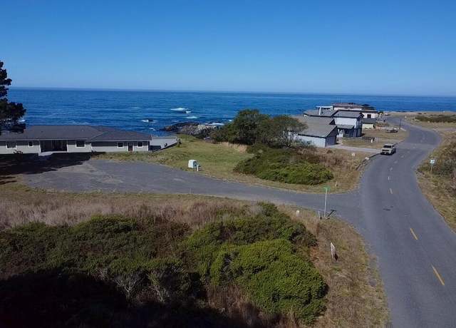 Property at 5 Gull Pt, Whitethorn, CA 95589