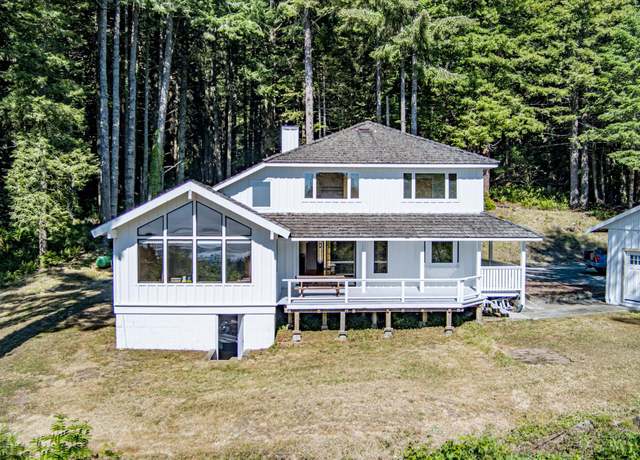 Property at 2765 Fickle Hill Rd, Arcata, CA 95521, 3 beds, 2 baths