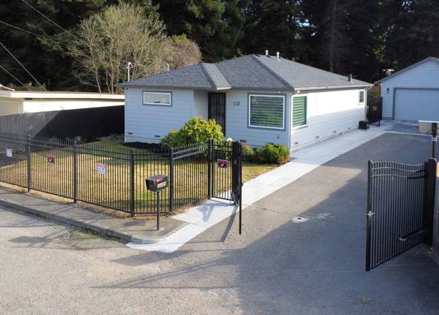 Property at 2030 Simmons Rd, Eureka, CA 95503, 3 beds, 2 baths
