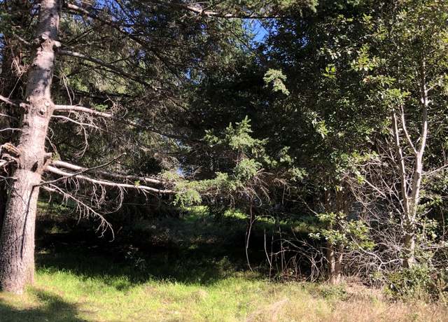 Property at 278 Ridge Rd, Shelter Cove, CA 95589
