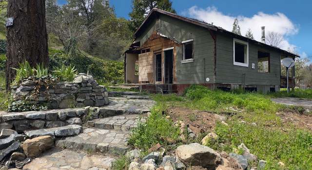 Photo of 30 Hennessey Rd, Burnt Ranch, CA 95527