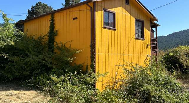 Photo of 12972 Avenue Of The Giants St, Myers Flat, CA 95554