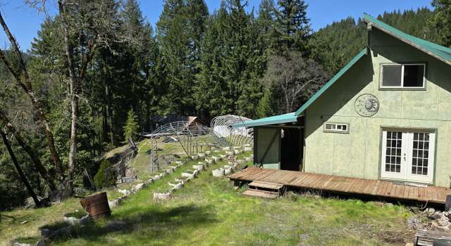 Photo of 320 93rd St, Mad River, CA 95552