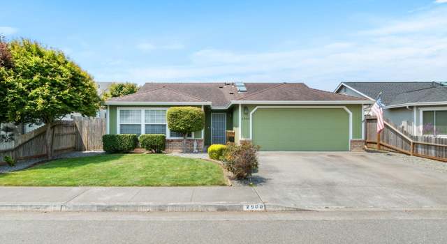 Photo of 2900 Little Pond St, Mckinleyville, CA 95519