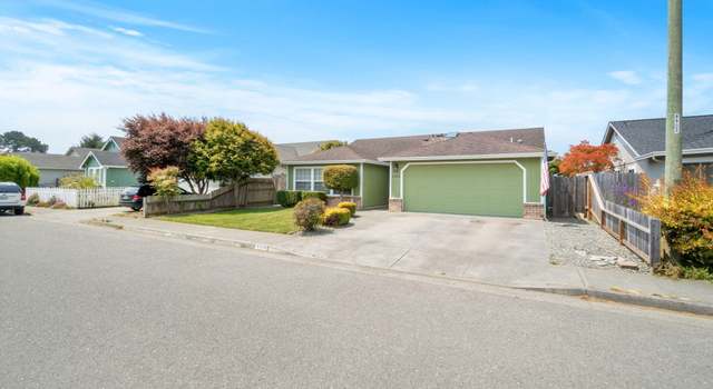 Photo of 2900 Little Pond St, Mckinleyville, CA 95519