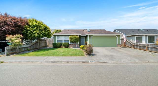 Photo of 2900 Little Pond St, Mckinleyville, CA 95519