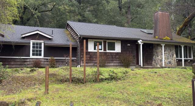 Photo of 150 Fir St, Garberville, CA 95542