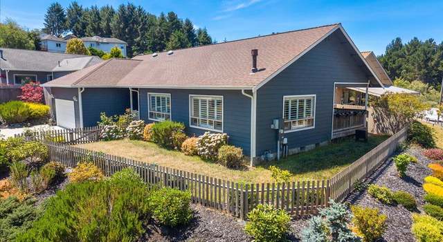Photo of 64 Blue Spruce Dr, Eureka, CA 95503