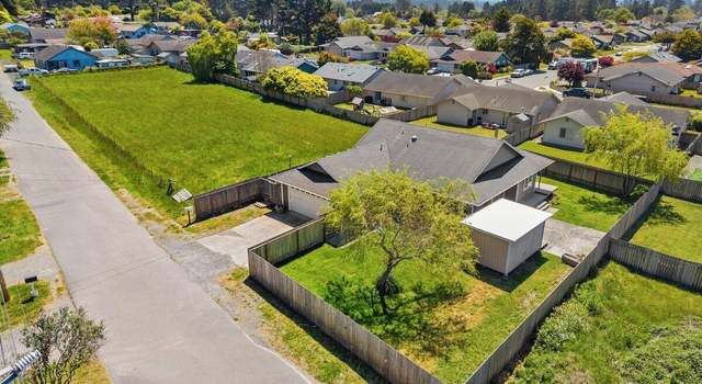 Photo of 1412 Underwood Rd, Mckinleyville, CA 95519