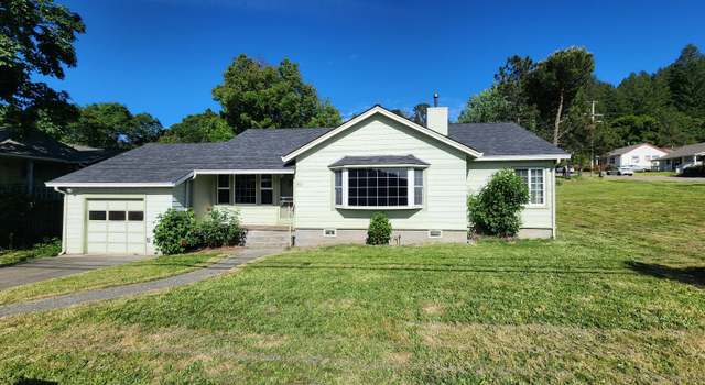 Photo of 853 Locust St, Garberville, CA 95542