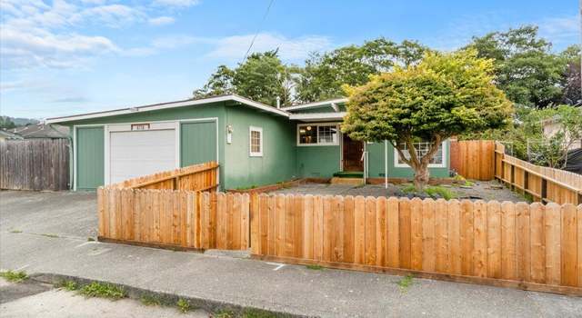 Photo of 1775 Willow Dr, Fortuna, CA 95540